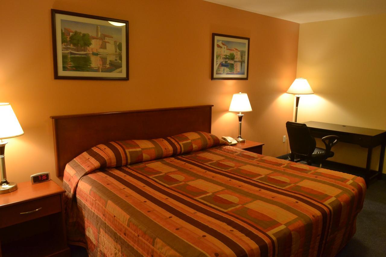 Aurora Park Inn & Suites Dawson Creek Zewnętrze zdjęcie